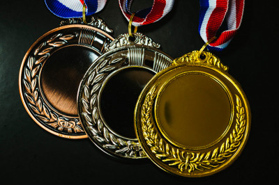 オリンピックで金の相場は変わった？金メダルの素材も紹介