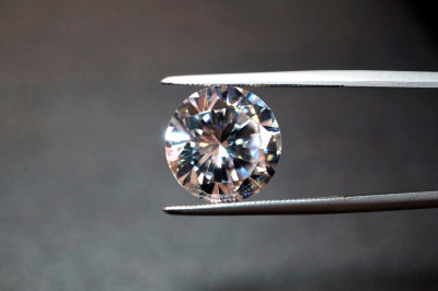 ダイヤモンドは今の時代ありふれた宝石なのか？真実に迫っていく！