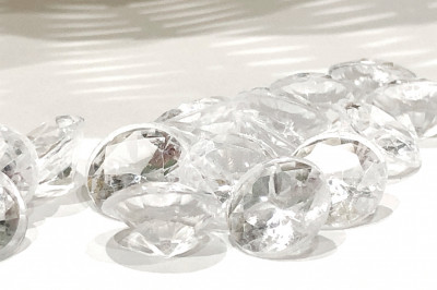 日本でダイヤモンドは採掘される？ダイヤモンドの代表的な産地と内情
