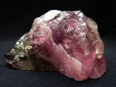 28億円の値段をつけた世界最大の希少なピンクダイヤモンド