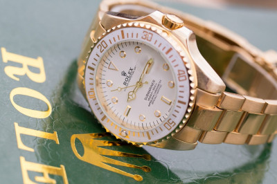 ロレックス製の腕時計はなぜこれほどまでに価格が高くなるのか
