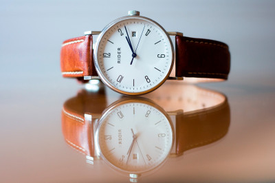 腕時計のベルトは定期的な交換が必要！長く使いたいなら革から金属に変えるも選択肢の1つ
