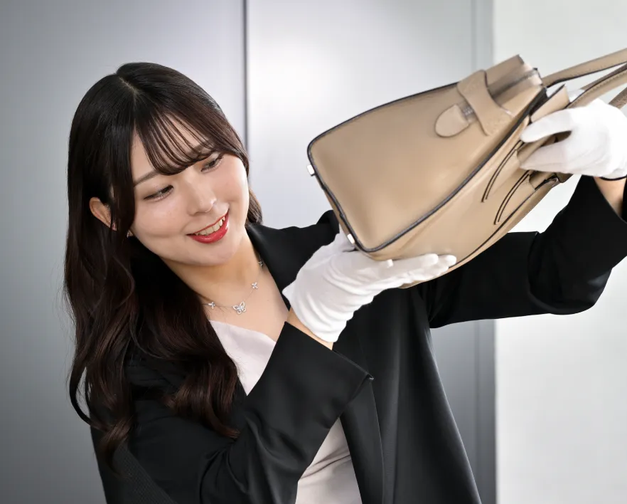 真贋鑑定でプロの目利きを体験