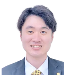 渡辺　圭亮　店長