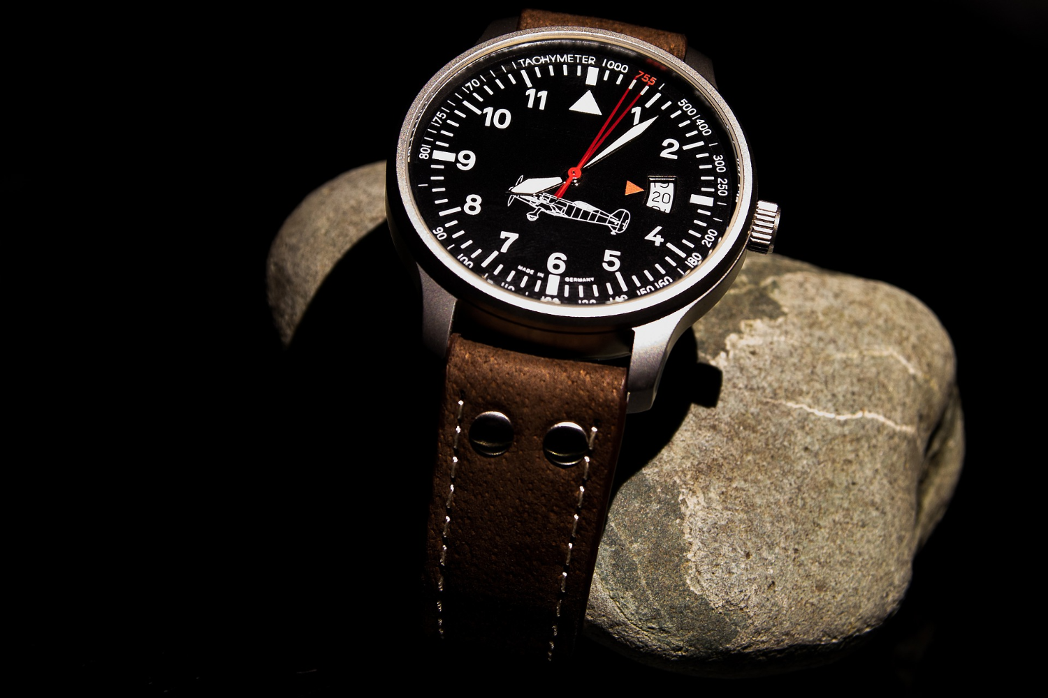 フレデリック・コンスタントは技術と熱意で自社一貫製造を行う時計メーカー
