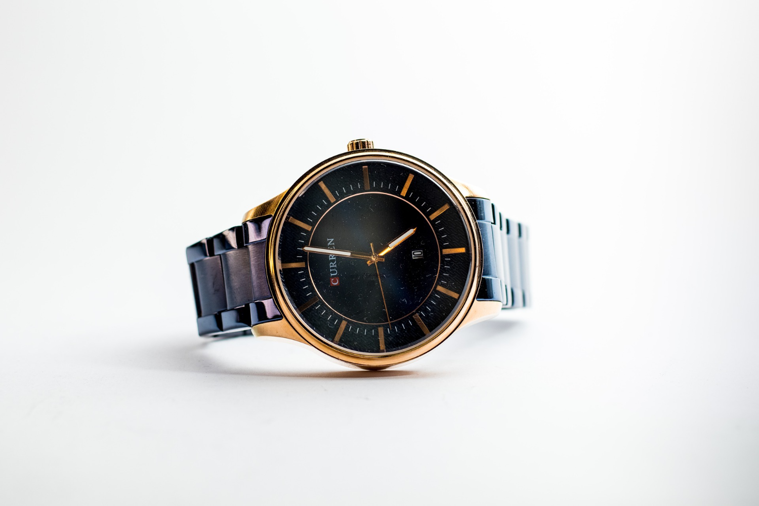 安価で高品質を目指す物づくりの姿勢から誕生したカシオの腕時計