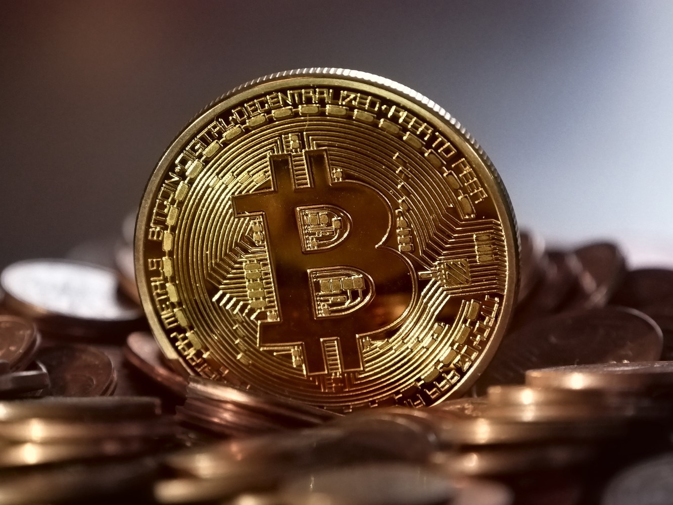 金の価格が暴落するシナリオとその可能性
