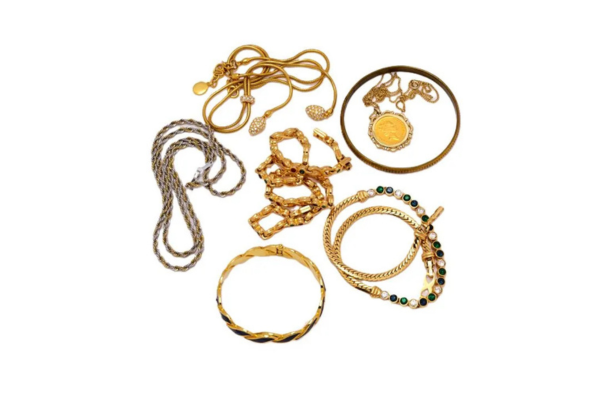 金（ゴールド）を相続したら税金はいくら？相続税の仕組みと評価・節税ポイントを徹底解説