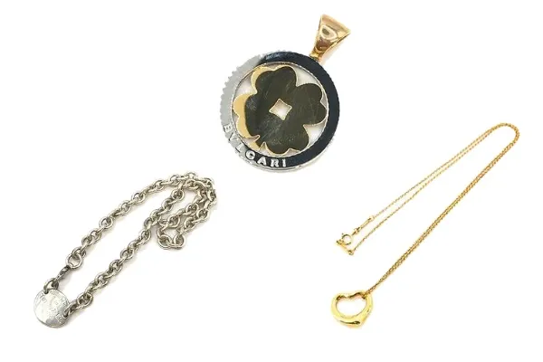 金の海外持ち込みは違法?