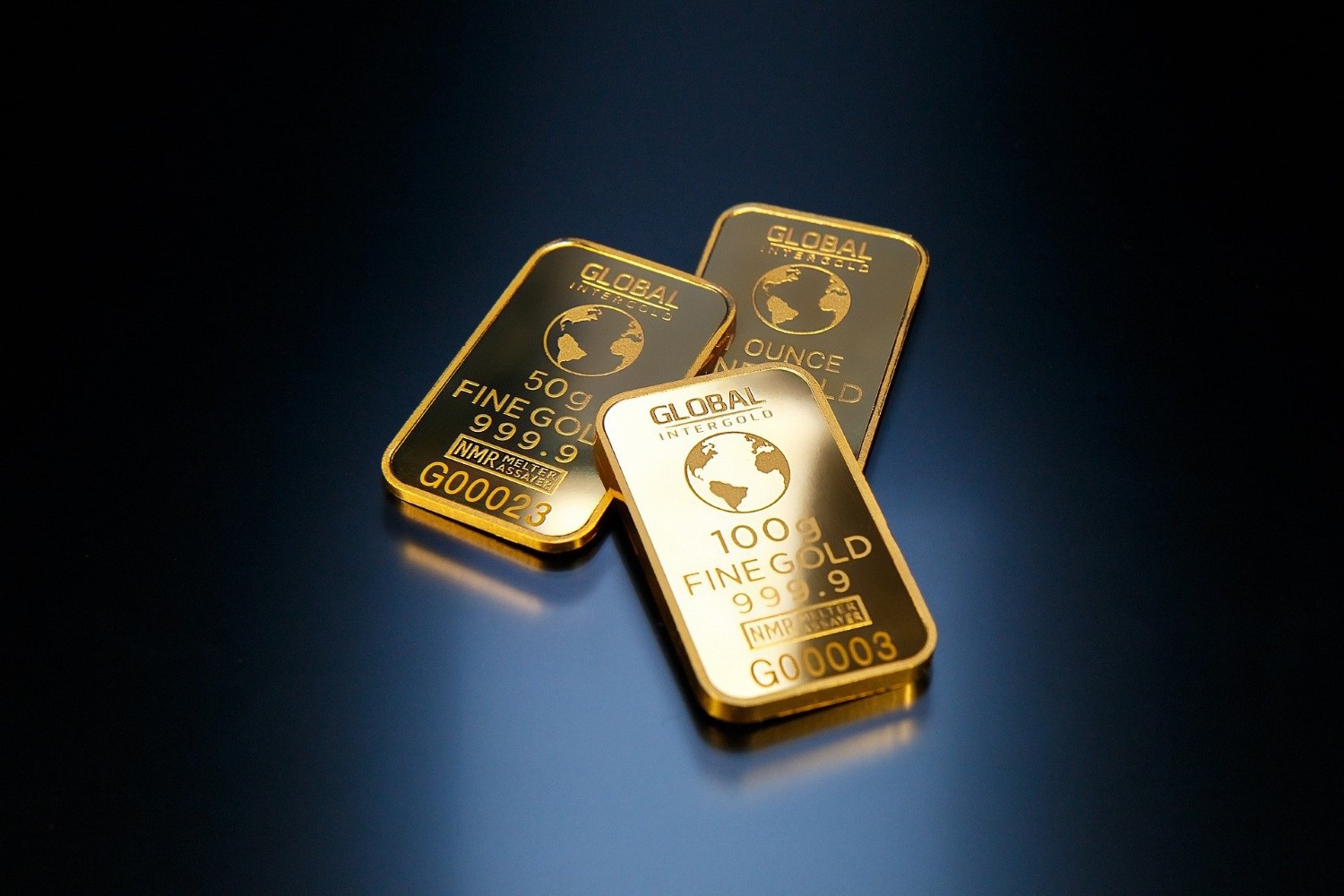 過去の金相場を徹底解説!最低価格・最高価格の時の社会情勢は?