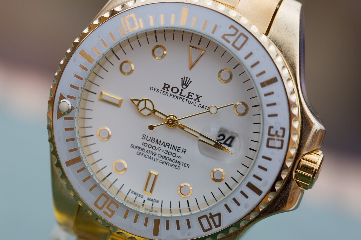 高級腕時計ロレックスの中古買取店での査定額は？どのように価格が決まるのか知ろう