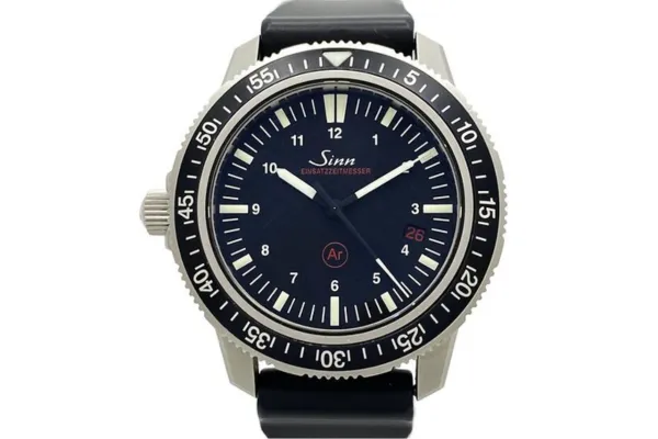 左利きの腕時計選びで押さえておきたいポイント