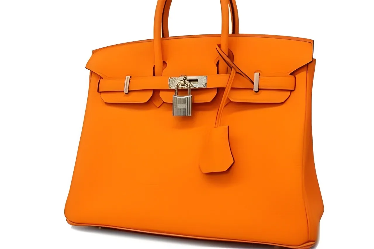 エルメスのイメージカラーがオレンジになったのは偶然？ 