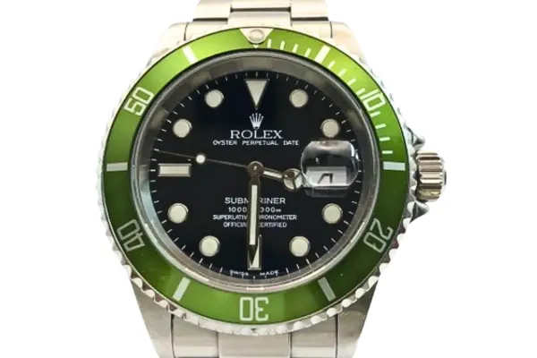 ロレックス　サブマリーナー 16610LV