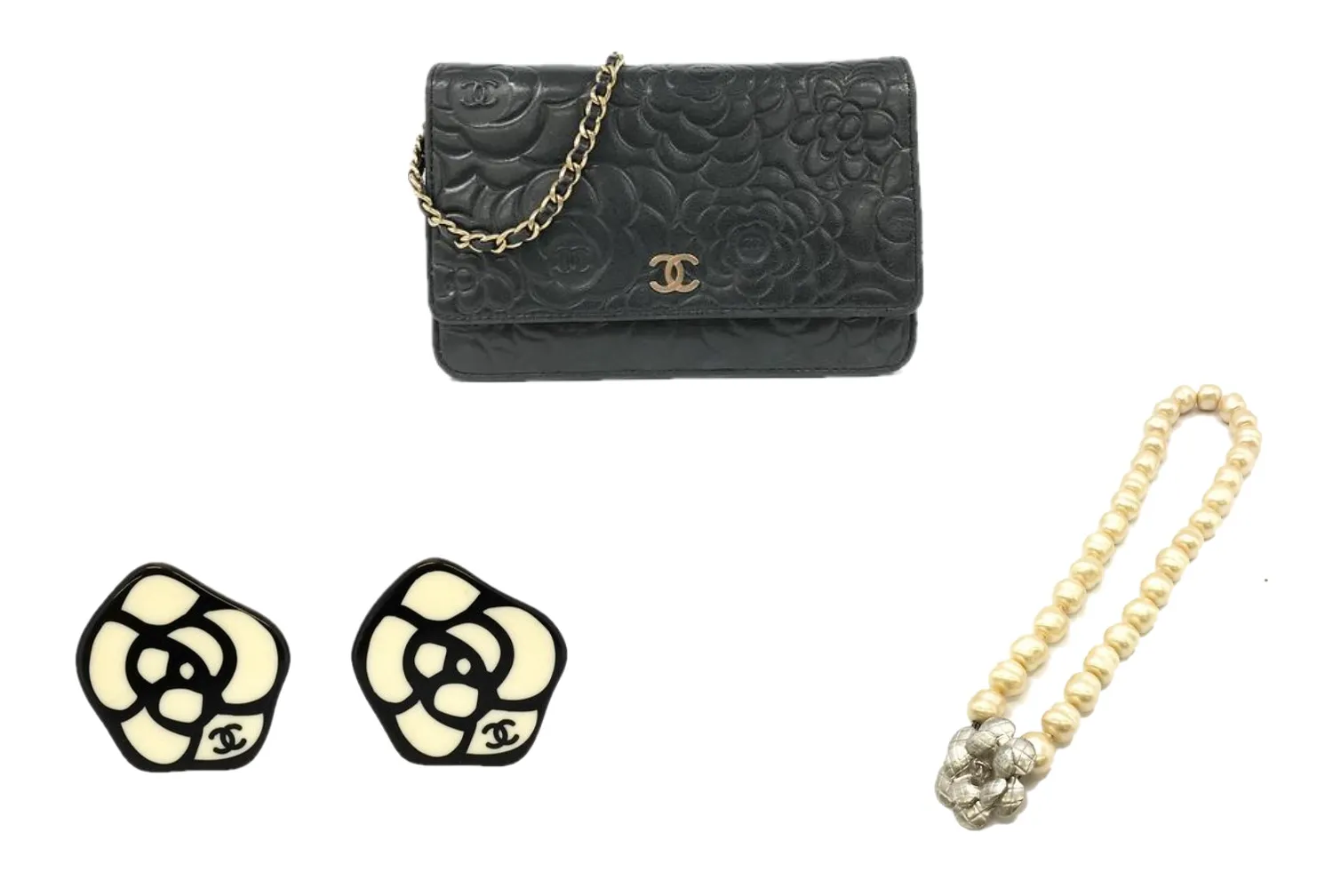 シャネルはなぜ「カメリア」の花をブランドアイコンに？カメリアコレクションの定番アイテムなどを紹介