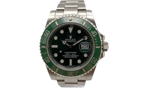 2010年にフルグリーンのRef.116610LV誕生（通称ハルク）