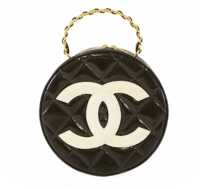 シャネル マトラッセ ラウンドバニティ