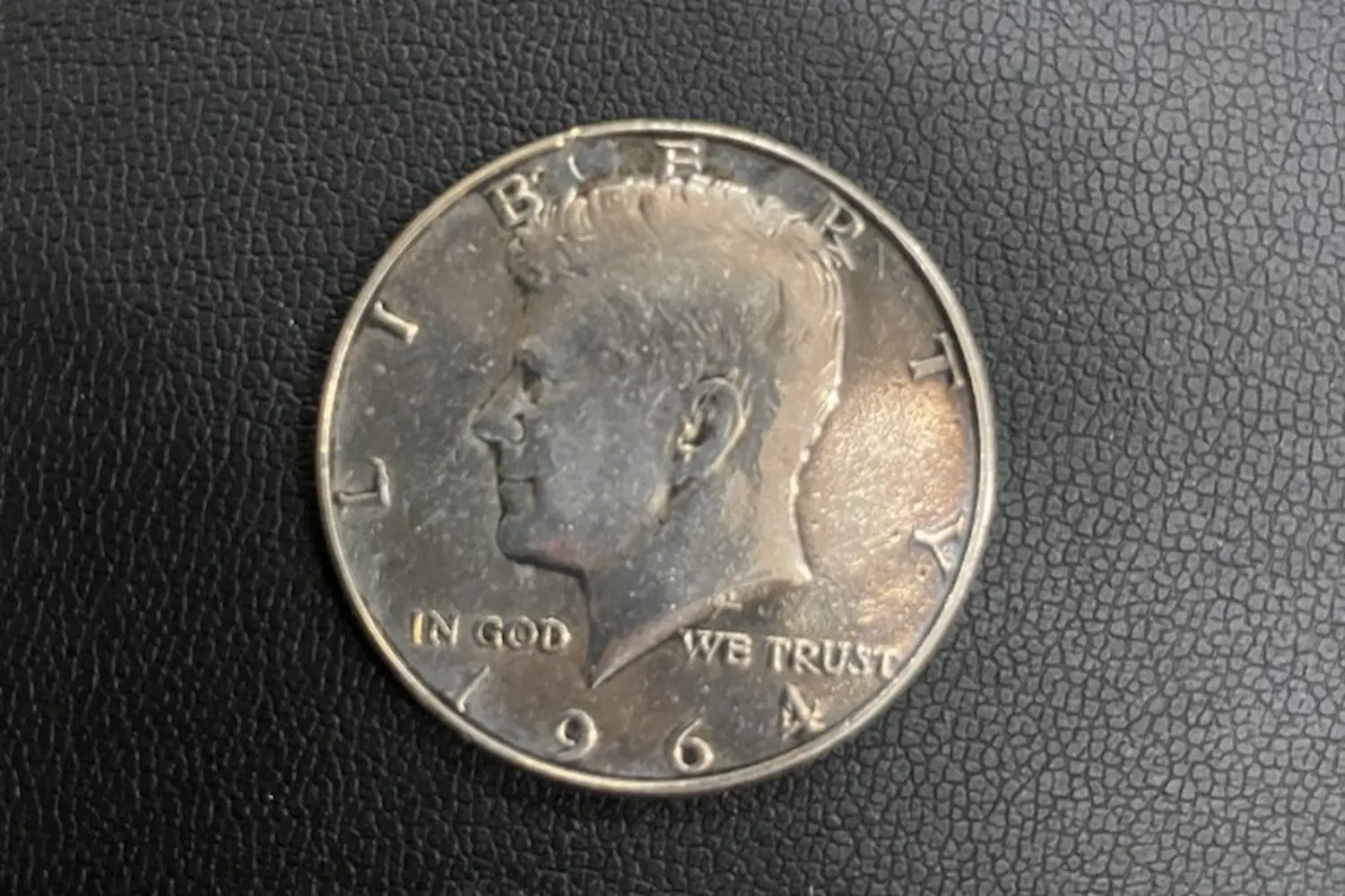 銀貨とはどんなもの？特徴や買取相場などを解説！| EPARKくらしの