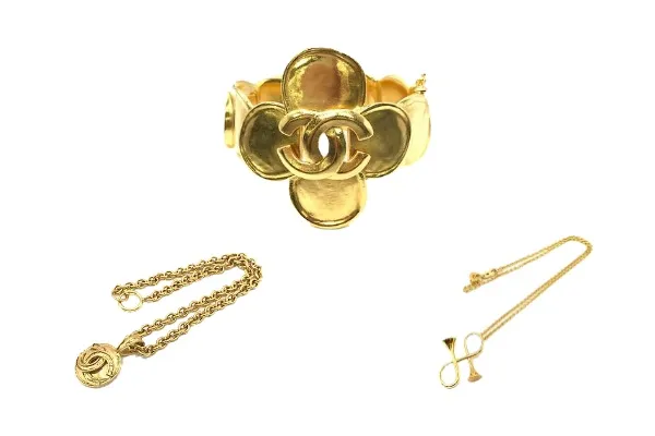 金とプラチナは本当に酸化しない?