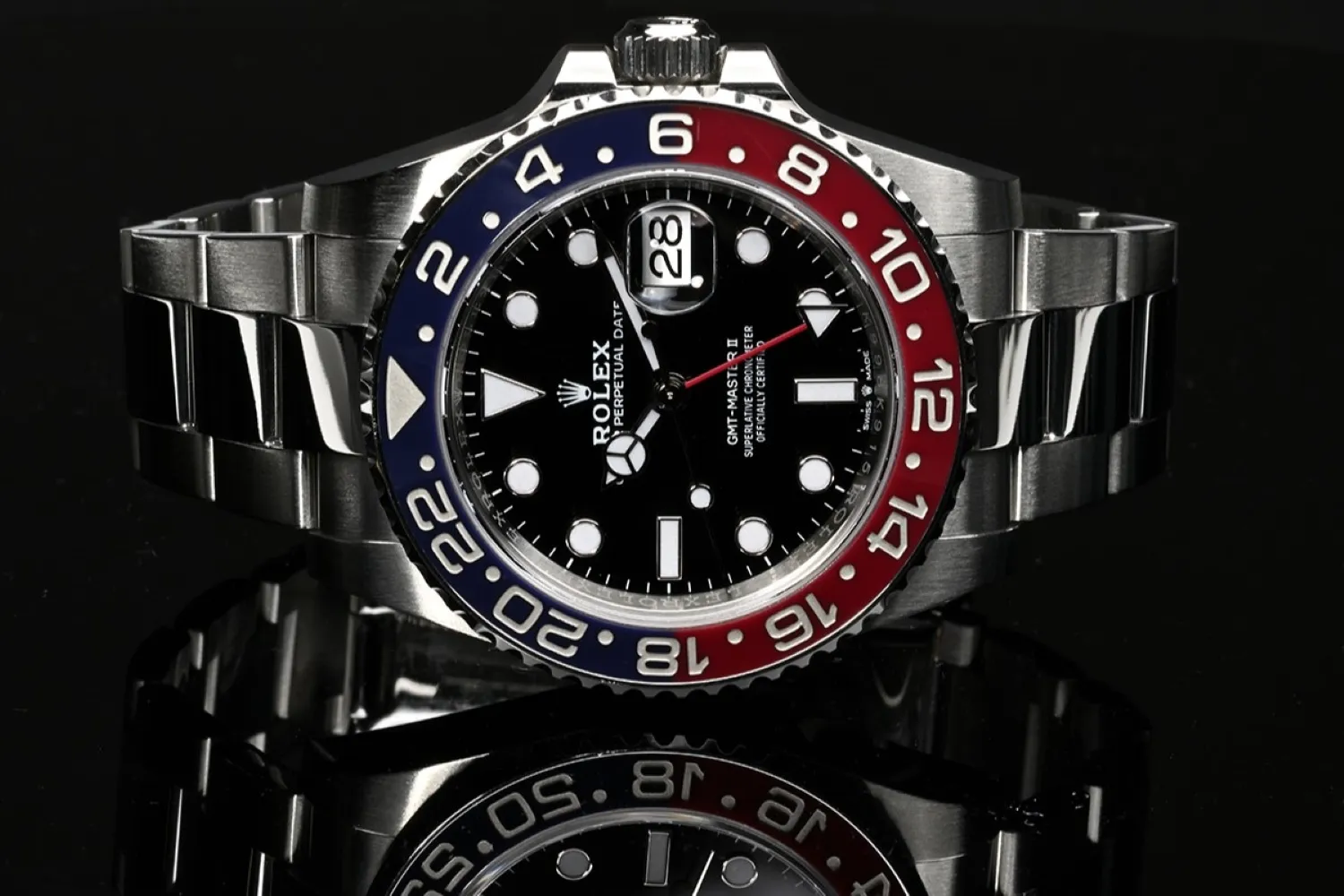 ロレックス GMTマスター2 ペプシが廃盤になる可能性はある？今後の動向 