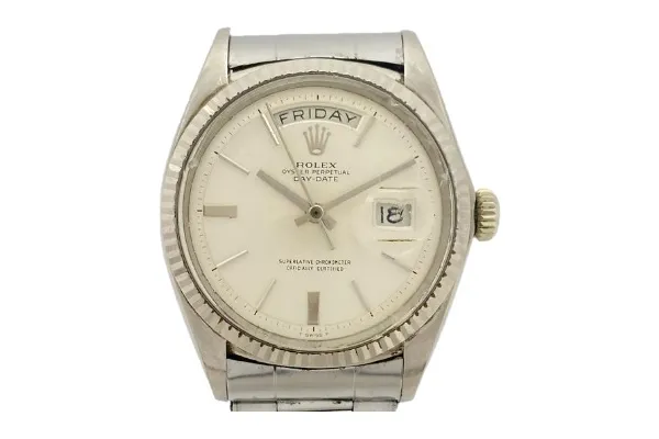 海外でロレックスを買う際に気を付けたいポイント