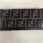 FENDI  2つ折長財布  ズッカ