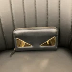 フェンディ  バグズモンスター財布  ブラックゴールドレザー