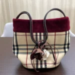 Burberry  トートバッグ