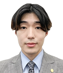 根本　耀也　店長