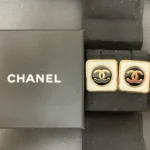 CHANEL　ココピアス