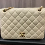 CHANEL チェーンショルダー