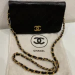 CHANEL ミニマトラッセ19 A03571