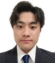 大平 颯真 店長