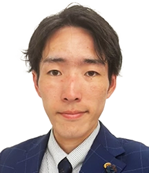 吉田　裕司　店長