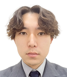 井上 店長