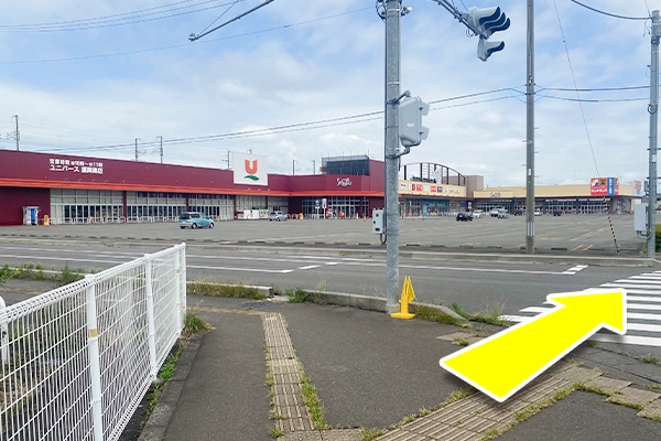 しばらく直進すると、左手に『盛岡ショッピングセンターサンサ店』が見えてまいります。