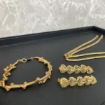 K18 ネックレス・ピアス・ブレスレット