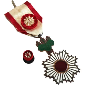 勲四等旭日小綬章