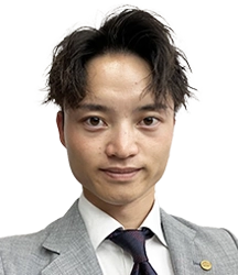 新田 店長