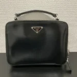 プラダ ショルダーバッグ