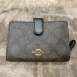 コーチ 財布 シグネチャー
