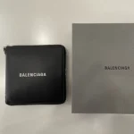 バレンシアガ CASH SQUARE WALLET