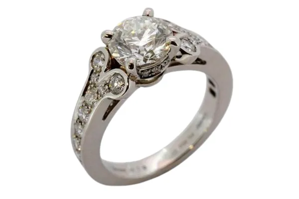 ダイヤモンドジュエリーの刻印の見方｜どこに刻印があるのか