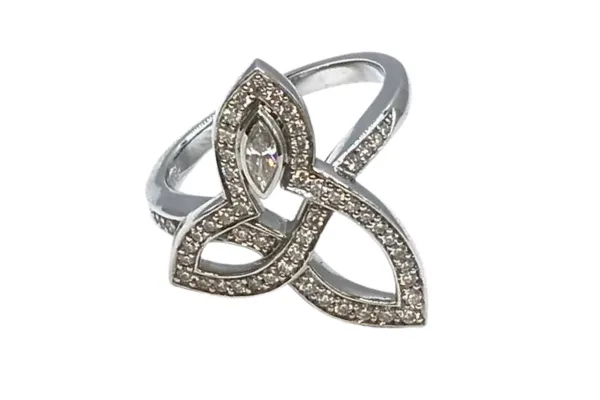 刻印で偽造品は判別できる？