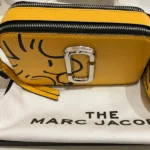 マークジェイコブス スナップショット クロスボディ ピーナッツコラボ