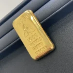 金 インゴット