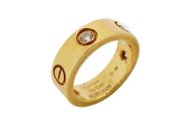 18金（K18）の結婚指輪で美しさを維持する方法