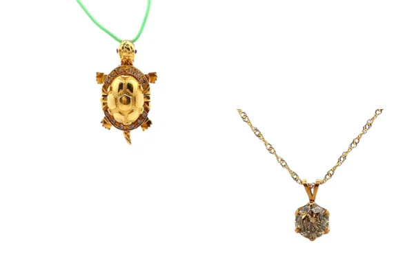 24金の刻印があるのに変色してしまうのはなぜ？