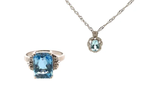 アクアマリンジュエリーをプレゼントするのにおすすめのシーン