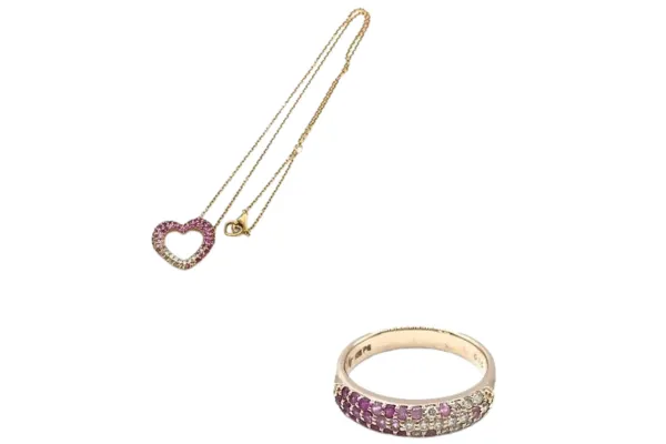 ピンクダイヤモンドとは？希少性と特別な魅力を解説